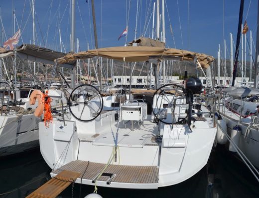 Sun Odyssey 519 – 5 + 1 cab. – Sailing yacht