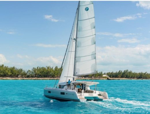 Lagoon 42 – 4 + 2 cab. – Catamaran