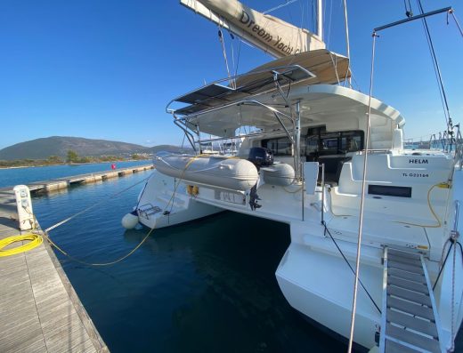 Lagoon 46 – 4 + 2 cab. – Catamaran