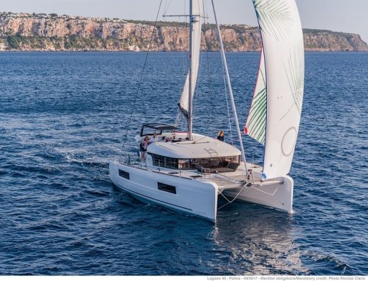 Lagoon 40 – 4 + 2 cab – Catamaran