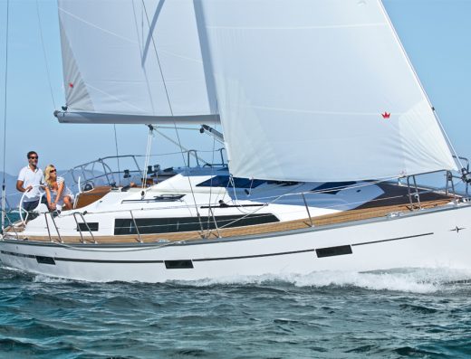 Bavaria Cruiser 37 – 3 cab. – Sailing yacht
