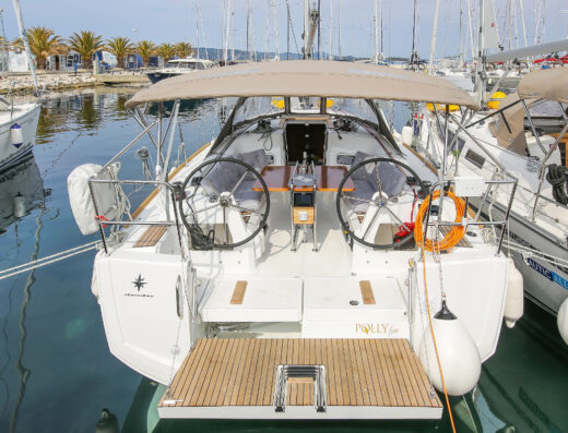 Sun Odyssey 349 – 3 cab. – Sailing yacht
