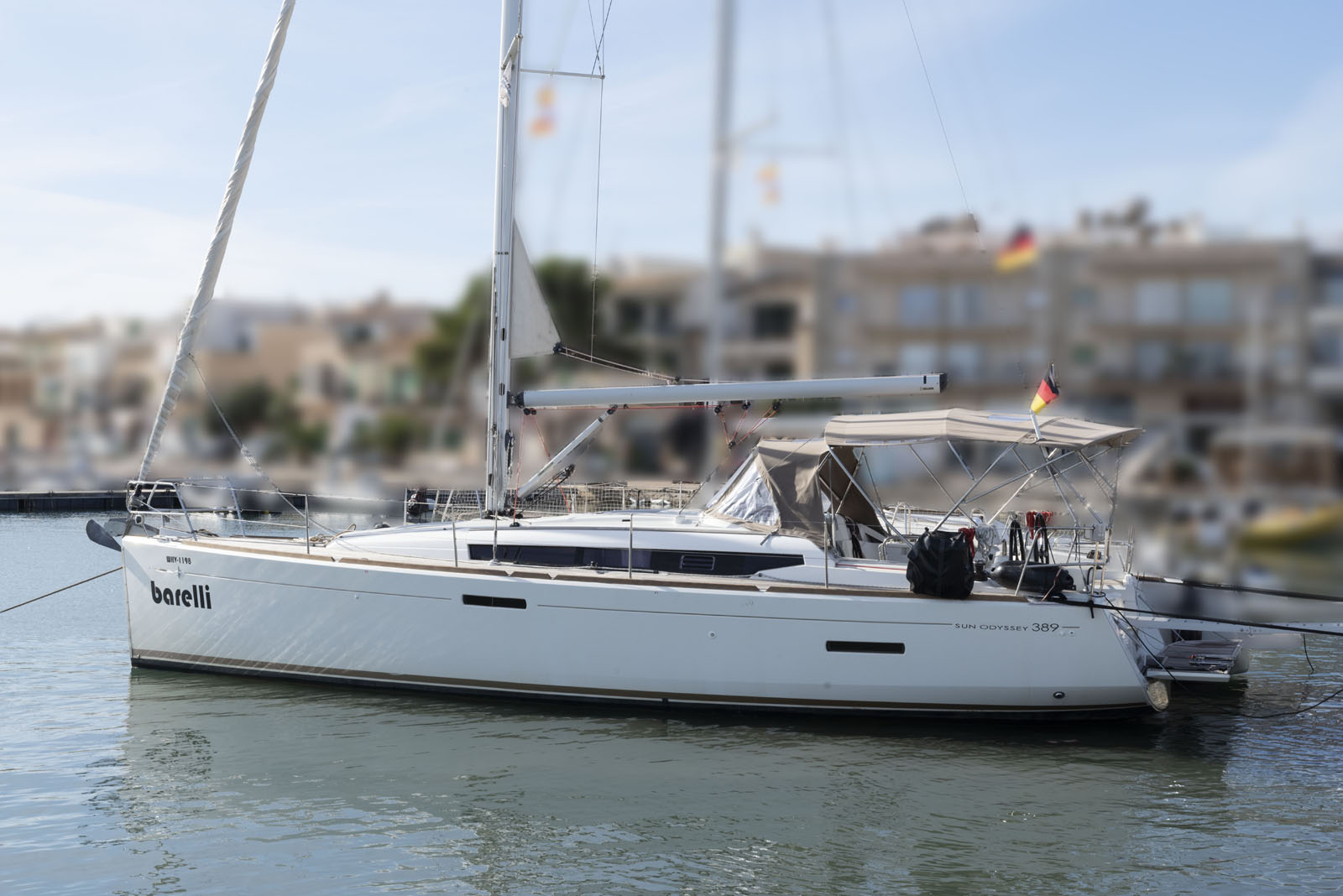 Sun Odyssey 389 – Sailing yacht