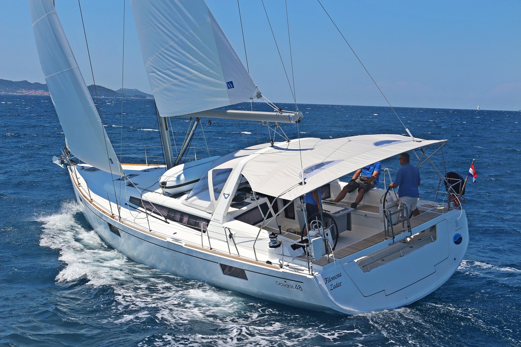 Oceanis 48 – 5 cab. – Sailing yacht