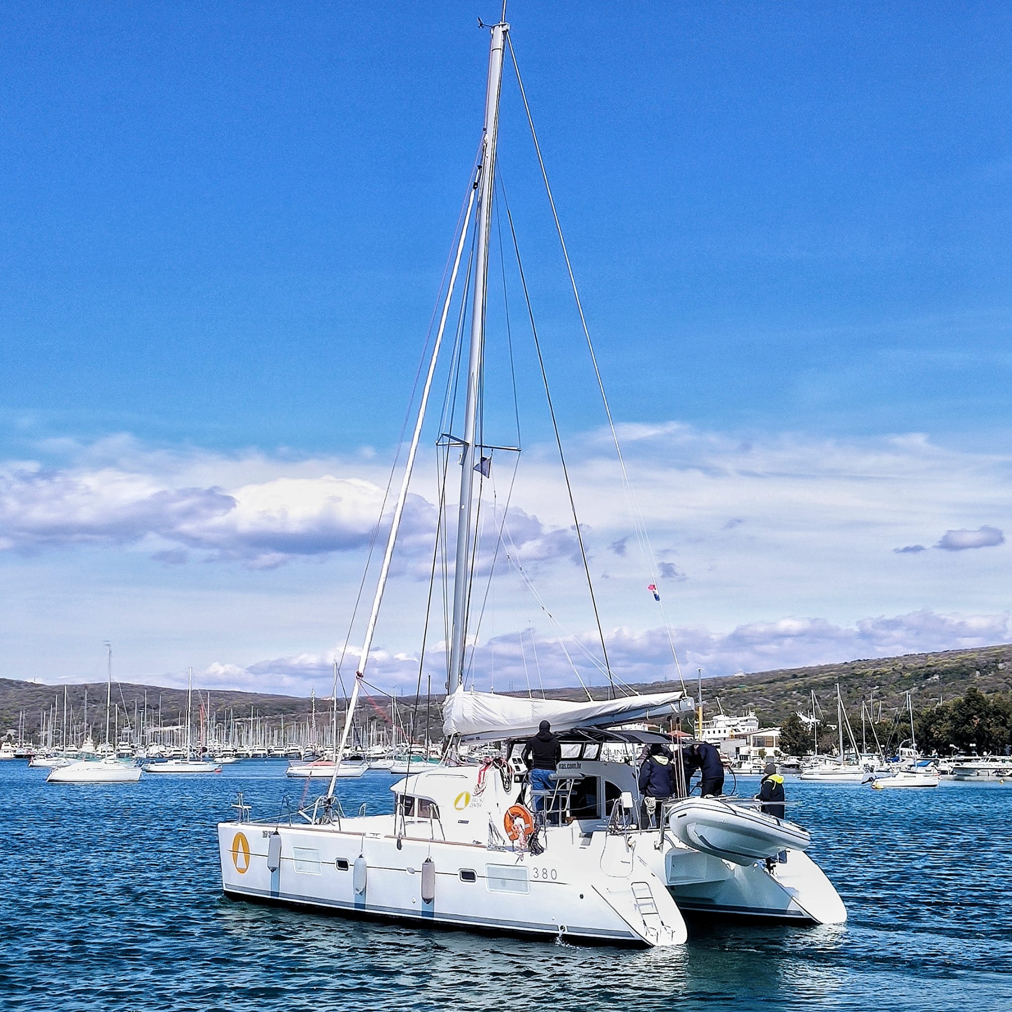 Lagoon 380 – 4 + 2 cab. – Catamaran