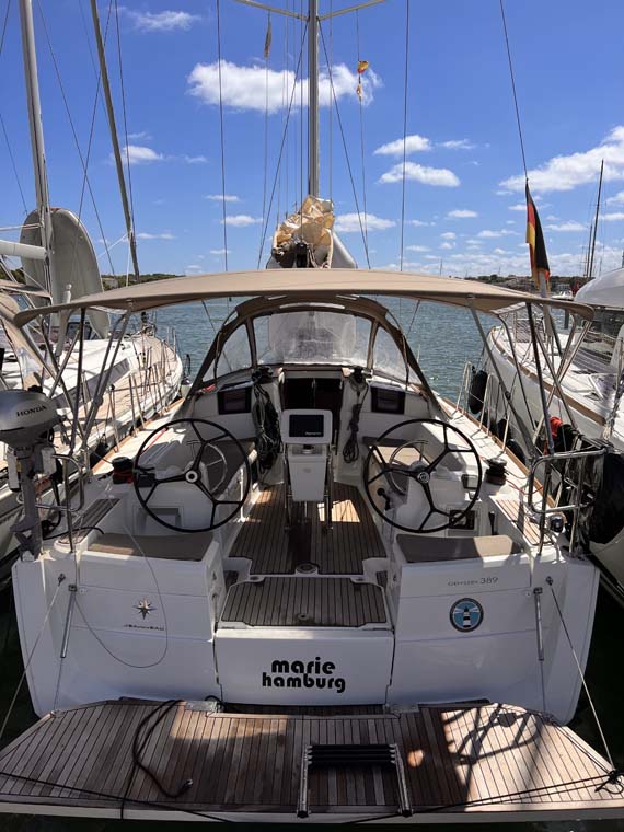 Sun Odyssey 389 – Sailing yacht