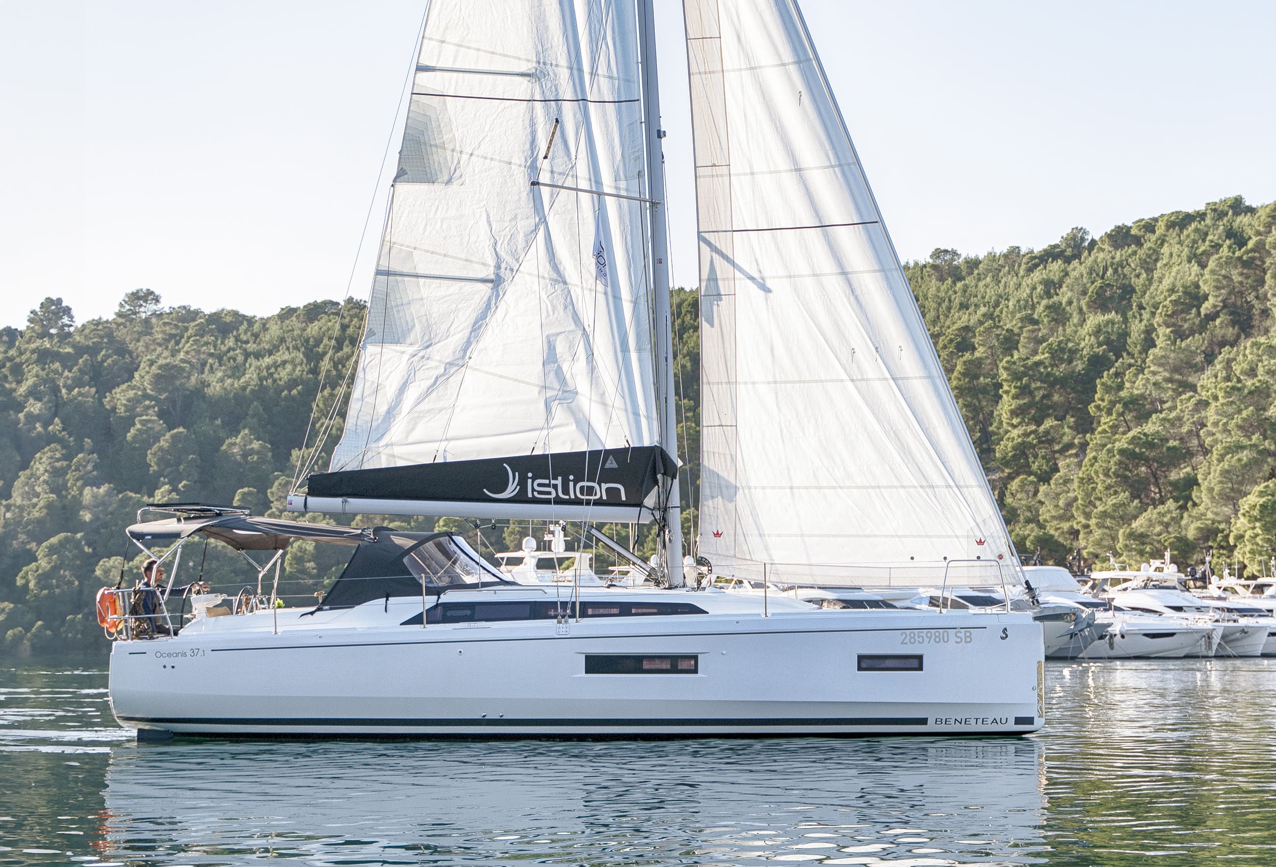 Oceanis 37.1 – Sailing yacht