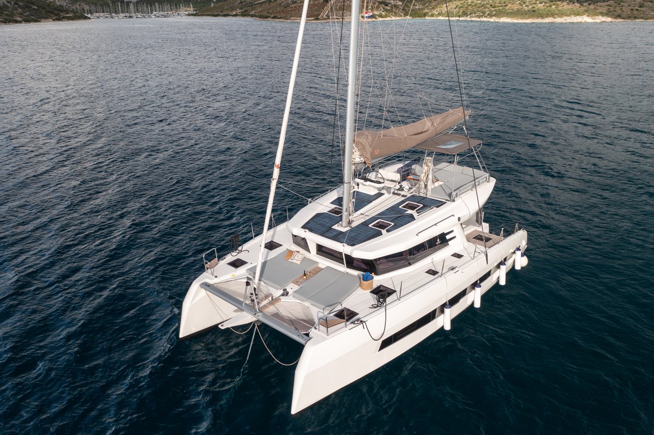 Cervetti 44 – 4 + 1 cab. – Catamaran