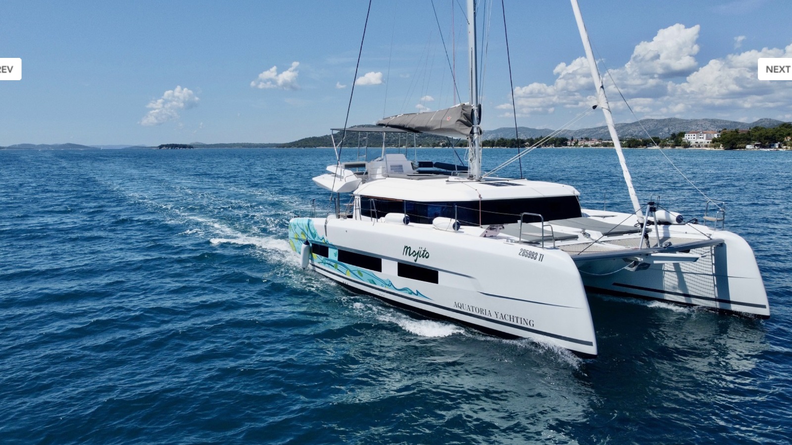 Dufour 48 Catamaran – 5 + 1 cab. – Catamaran