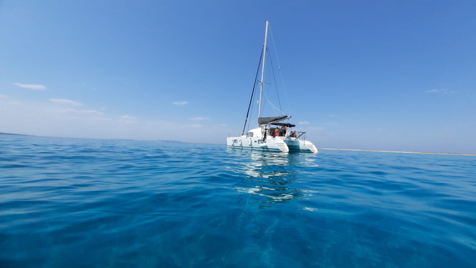 Lagoon 380 S2 – 4 + 2 cab. – Catamaran