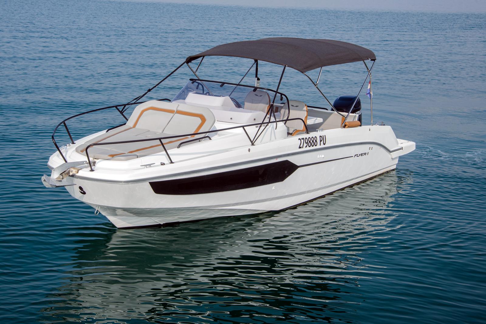 Beneteau Flyer 8 SUNdeck – Motor boat