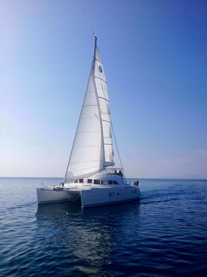 Lagoon 380 S2 – 4 cab. – Catamaran