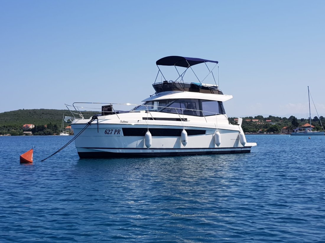 Platinum 989 Fly – Motor yacht
