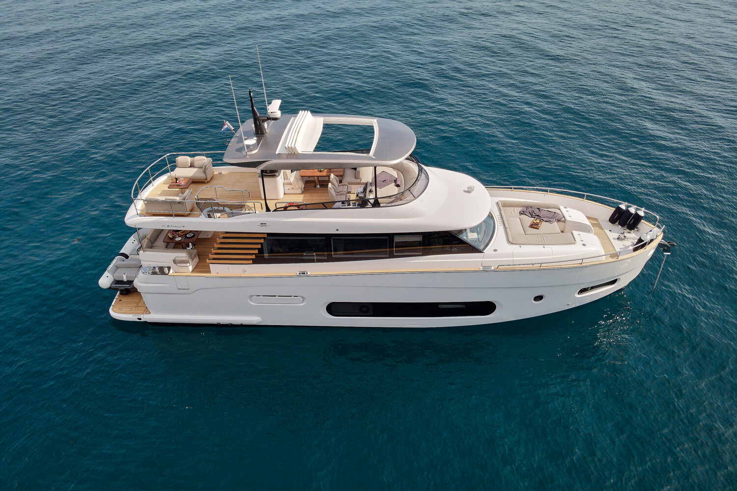 Azimut Magellano 66 – Motor yacht