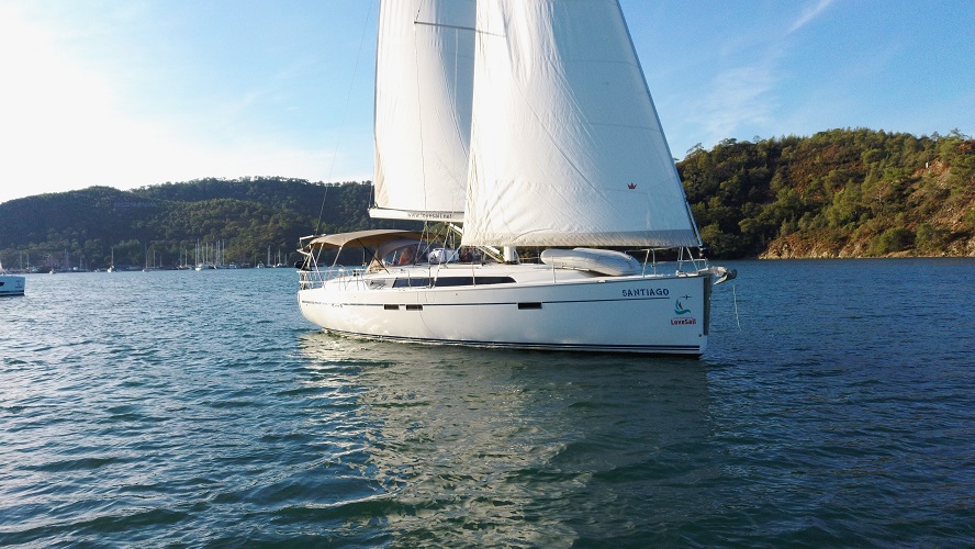 Bavaria Cruiser 46 – 4 cab. – Sailing yacht