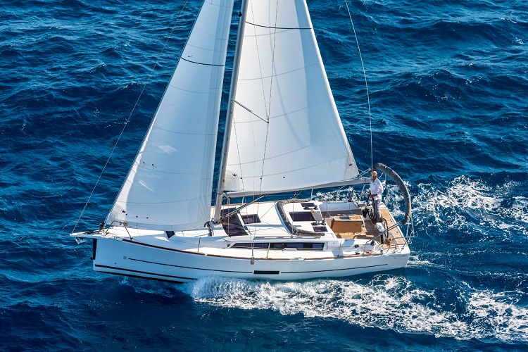 Dufour 360 GL – 3 cab. – Sailing yacht
