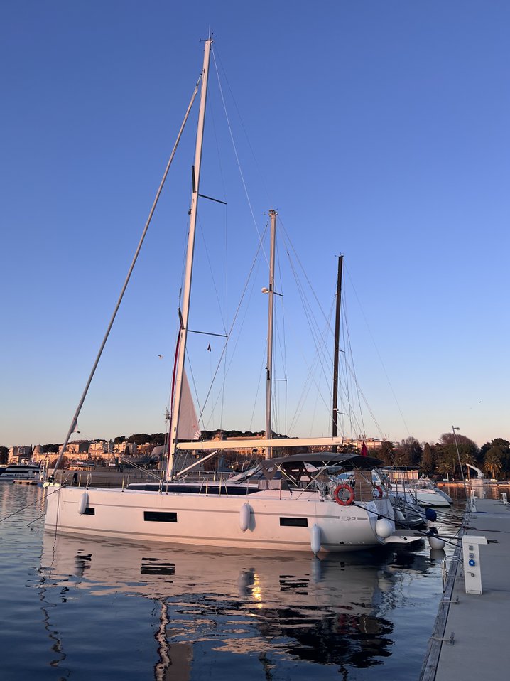 Bavaria C50 – 5 + 1 cab. – Sailing yacht
