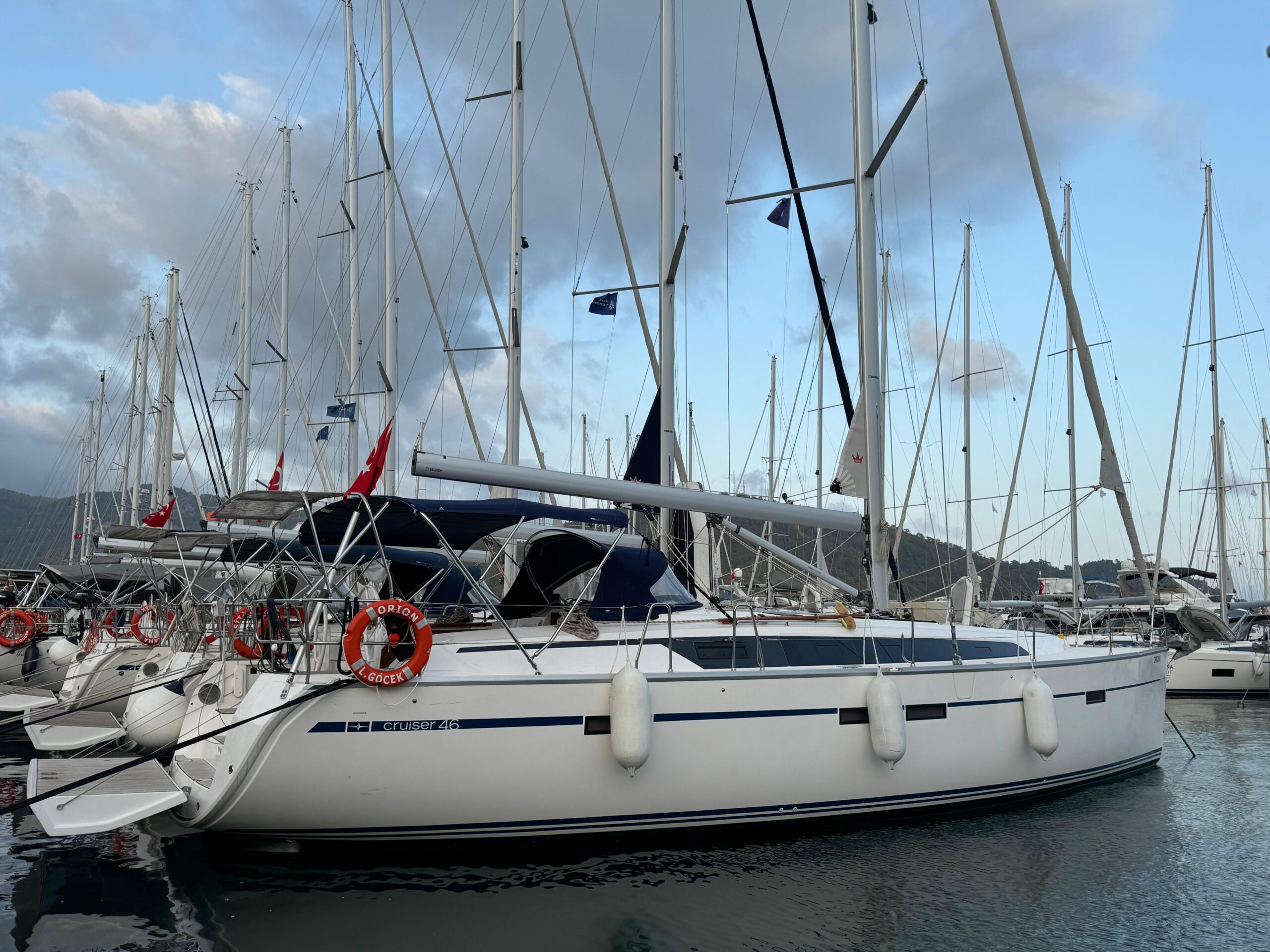 Bavaria Cruiser 46 – 4 cab. – Sailing yacht