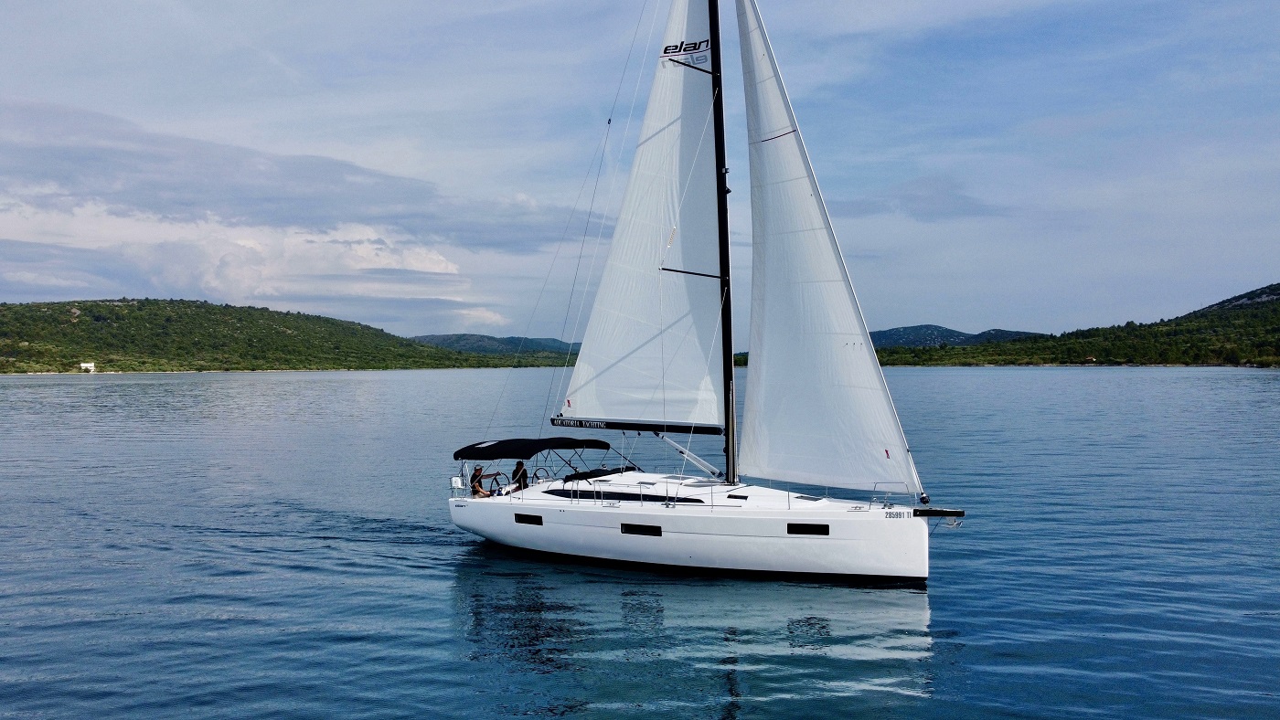 Elan Impression 45 – 4 cab. – Sailing yacht