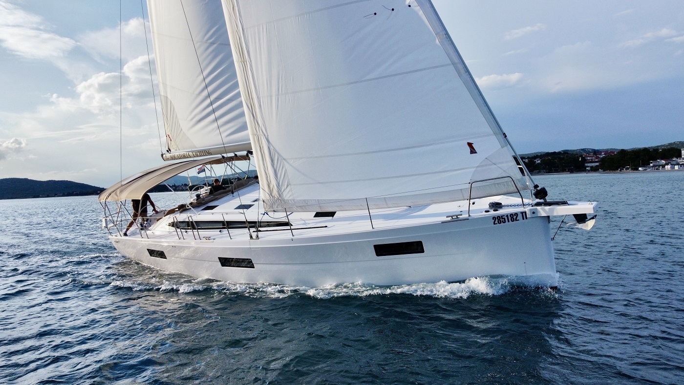 Elan Impression 45 – 4 cab. – Sailing yacht