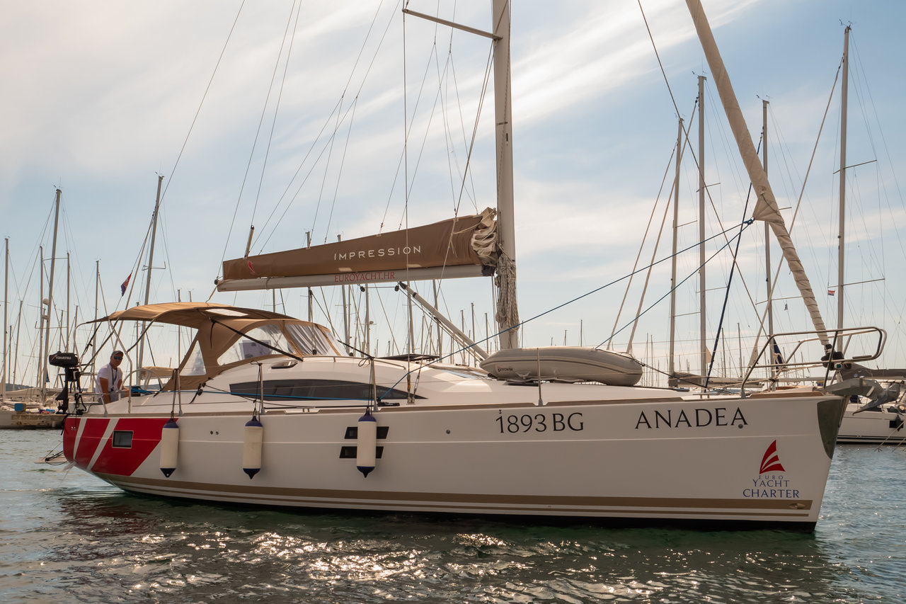 Elan Impression 40 – Sailing yacht