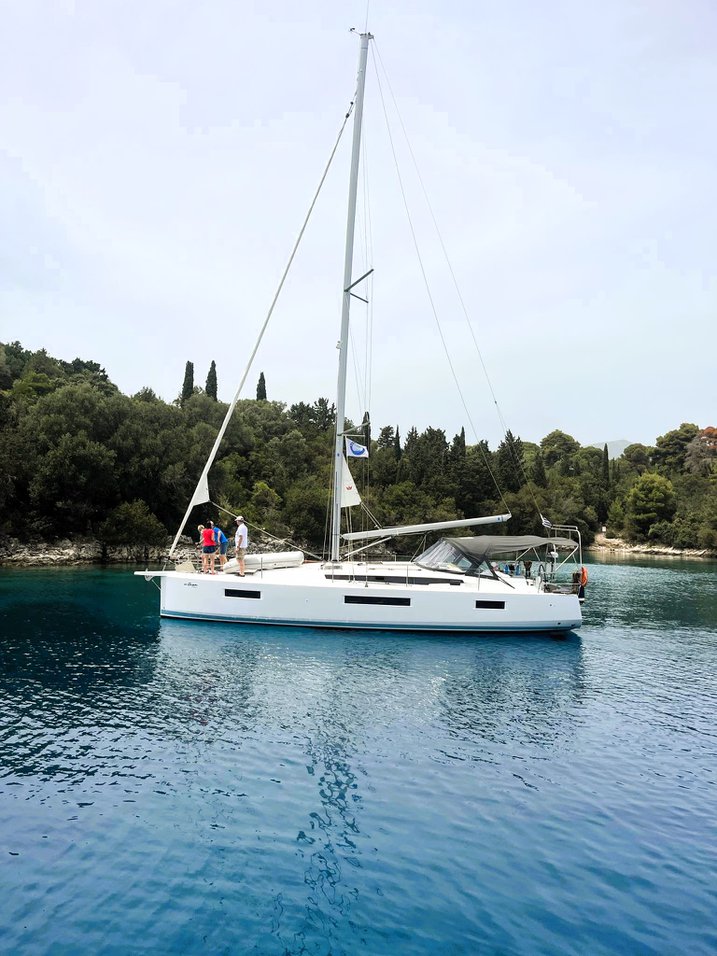 Sun Odyssey 440 – 4 cab. – Sailing yacht