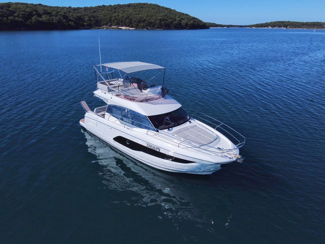 Prestige 420 Fly – 2 cab. – Motor yacht