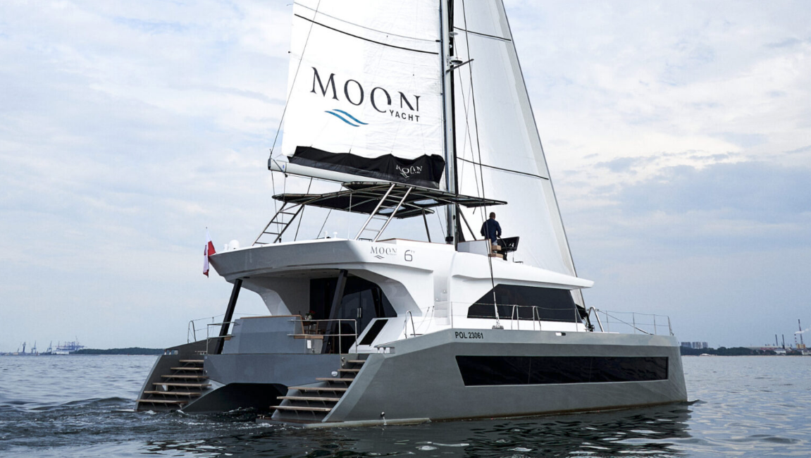 Moon 60 sail – Catamaran