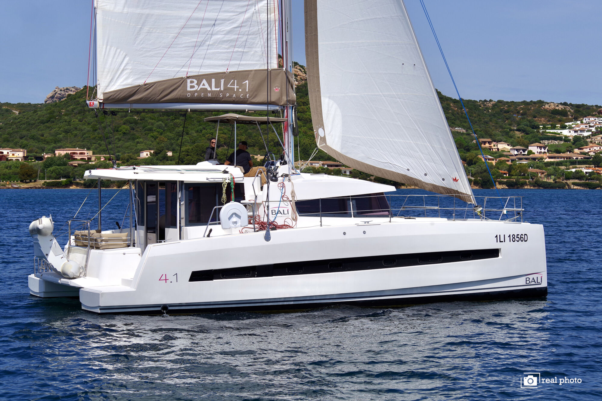 Bali 4.1 – 4 + 2 cab. – Catamaran