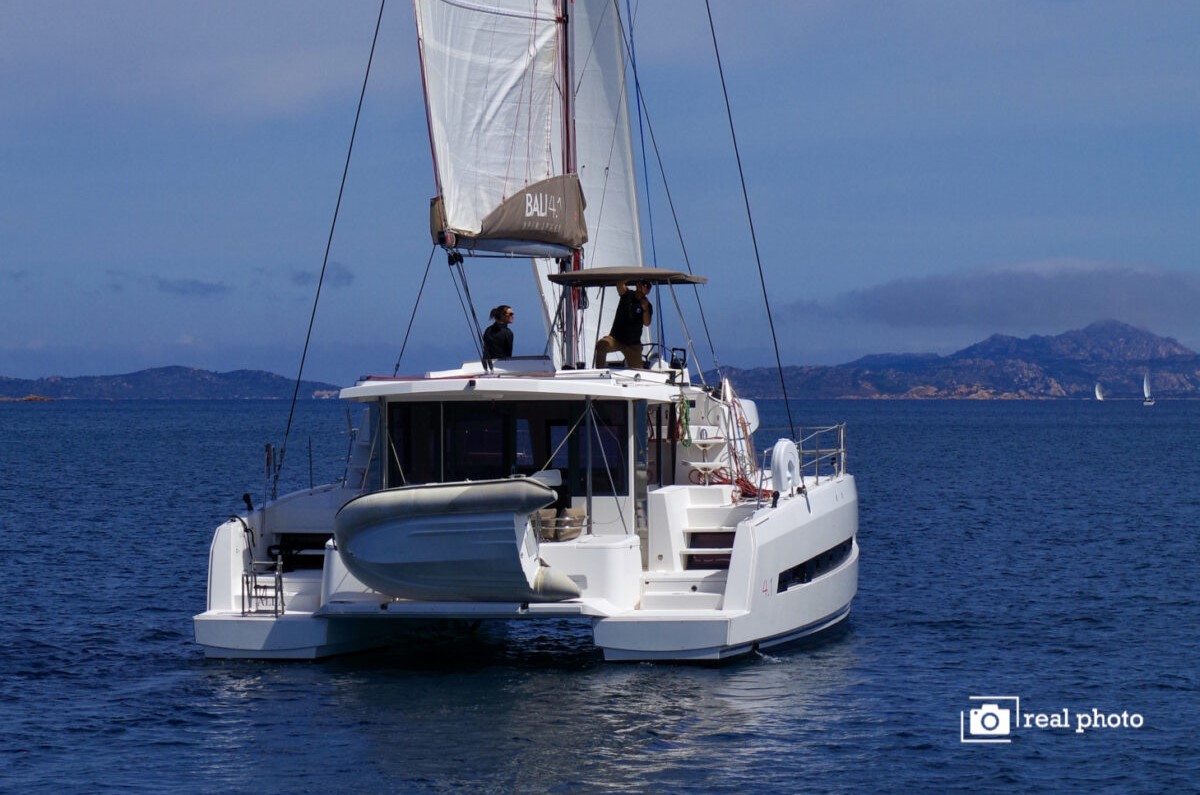 Bali 4.1 – 4 + 2 cab. – Catamaran