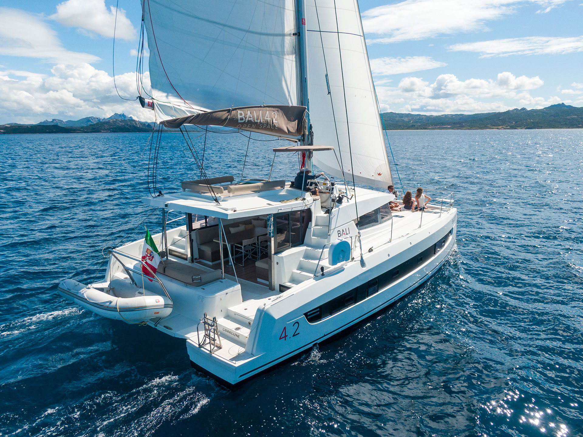 Bali 4.2 – 4 + 1 cab. – Catamaran