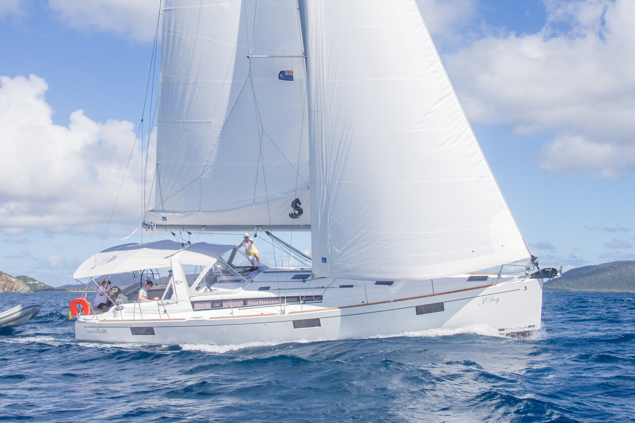 Oceanis 48 – 4 cab. – Sailing yacht