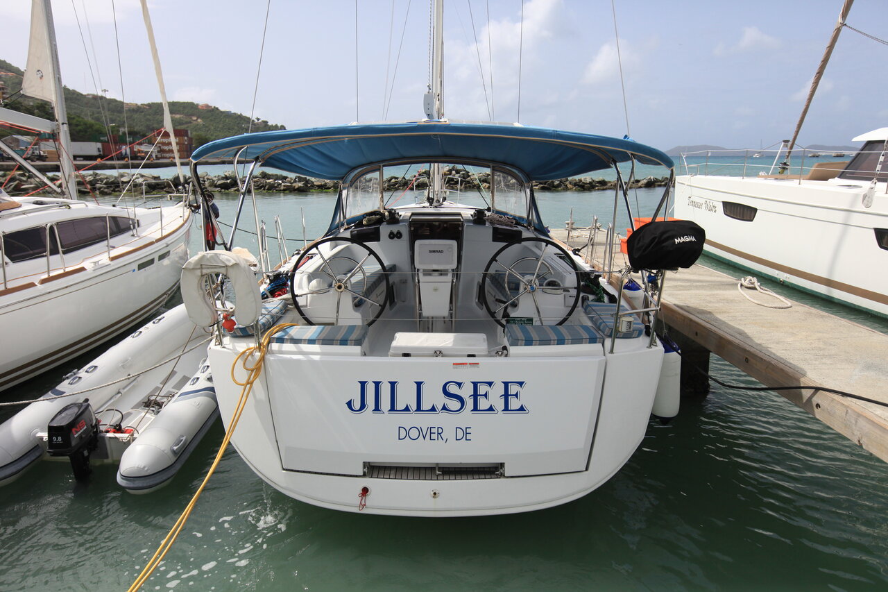Sun Odyssey 419 – 3 cab. – Sailing yacht