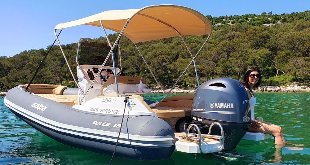 Salpa Soleil 18 – Rubber boat (R.I.B.)