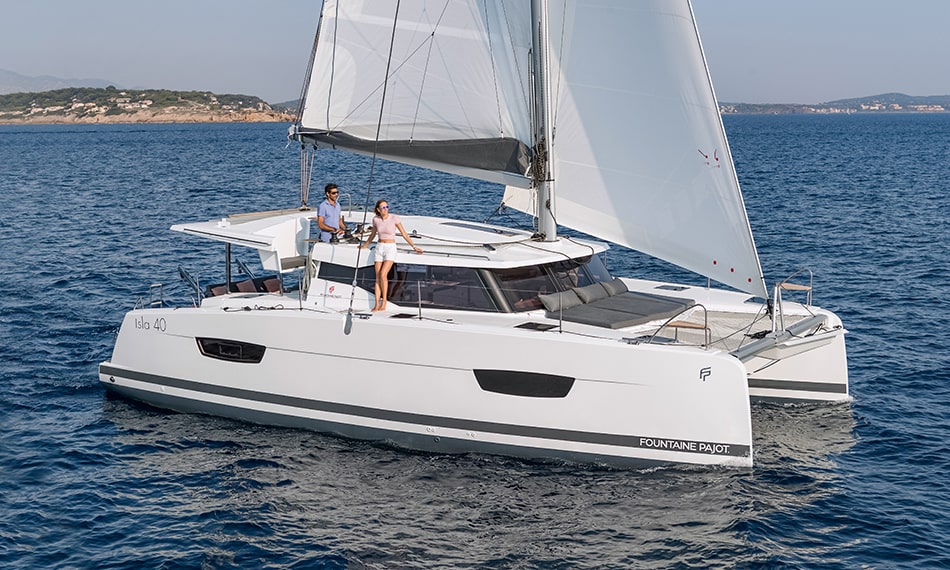 Fountaine Pajot Isla 40 – 4 + 1 cab. – Catamaran