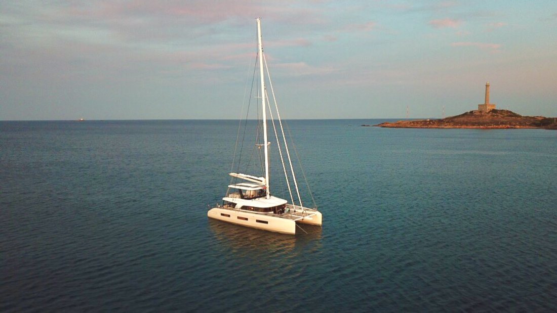 Lagoon Sixty 5 – Catamaran