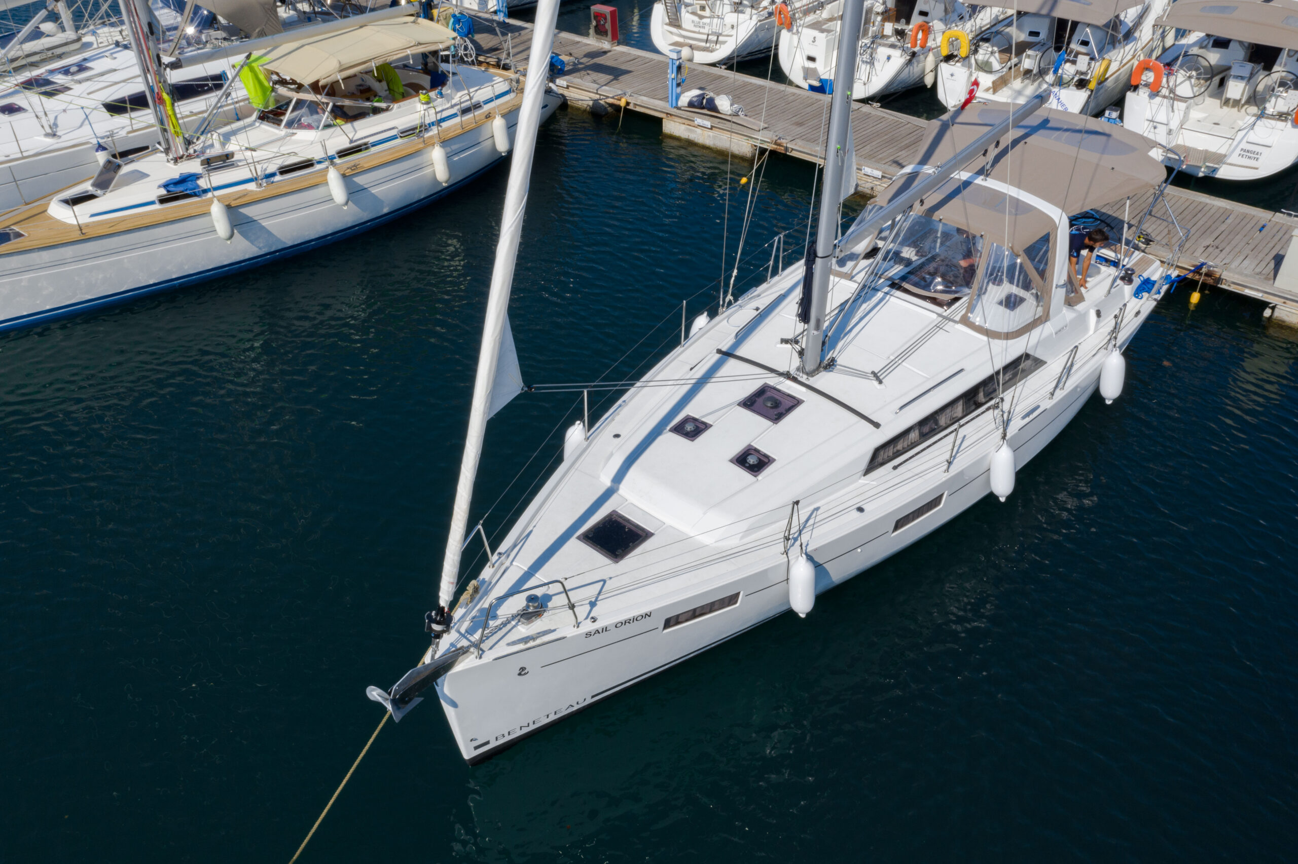 Oceanis 41.1 – Sailing yacht