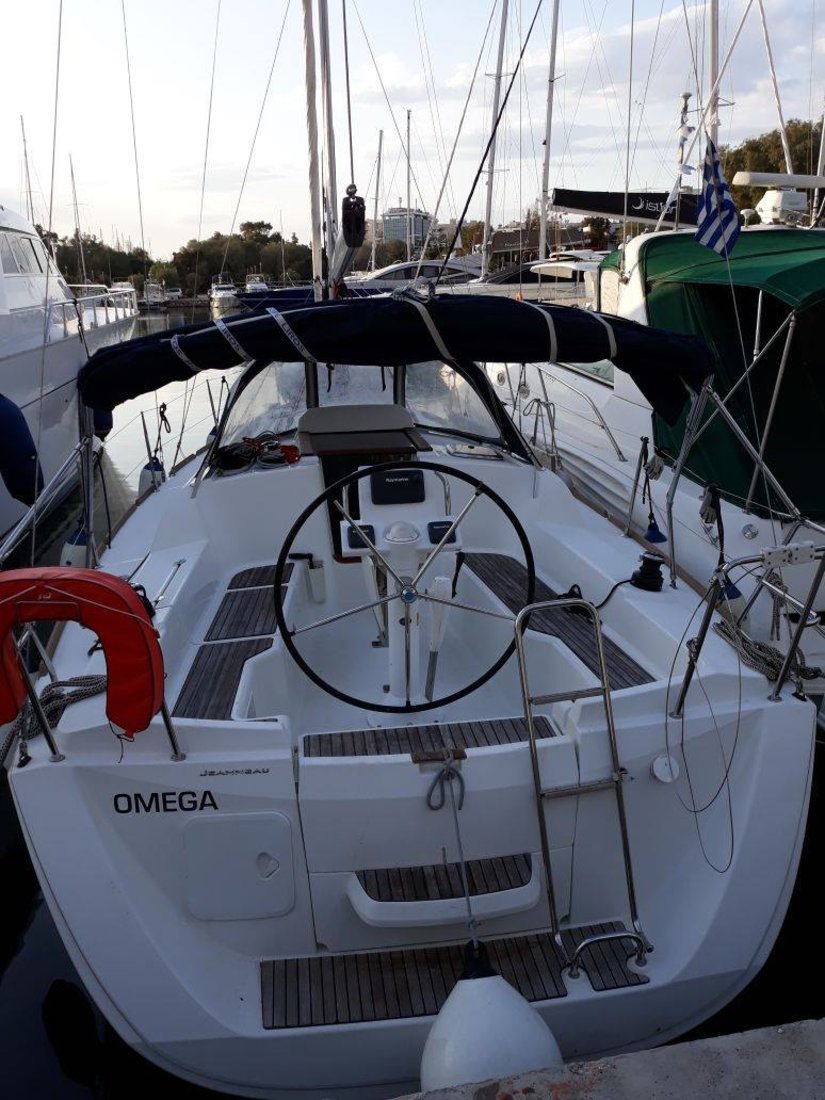 Sun Odyssey 33i – 2 cab. – Sailing yacht