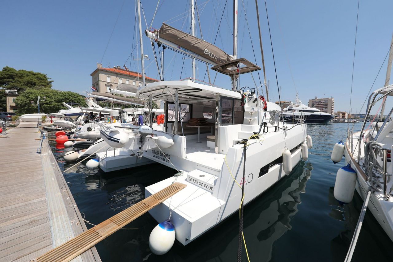 Bali 4.0 – 4 + 2 cab. – Catamaran