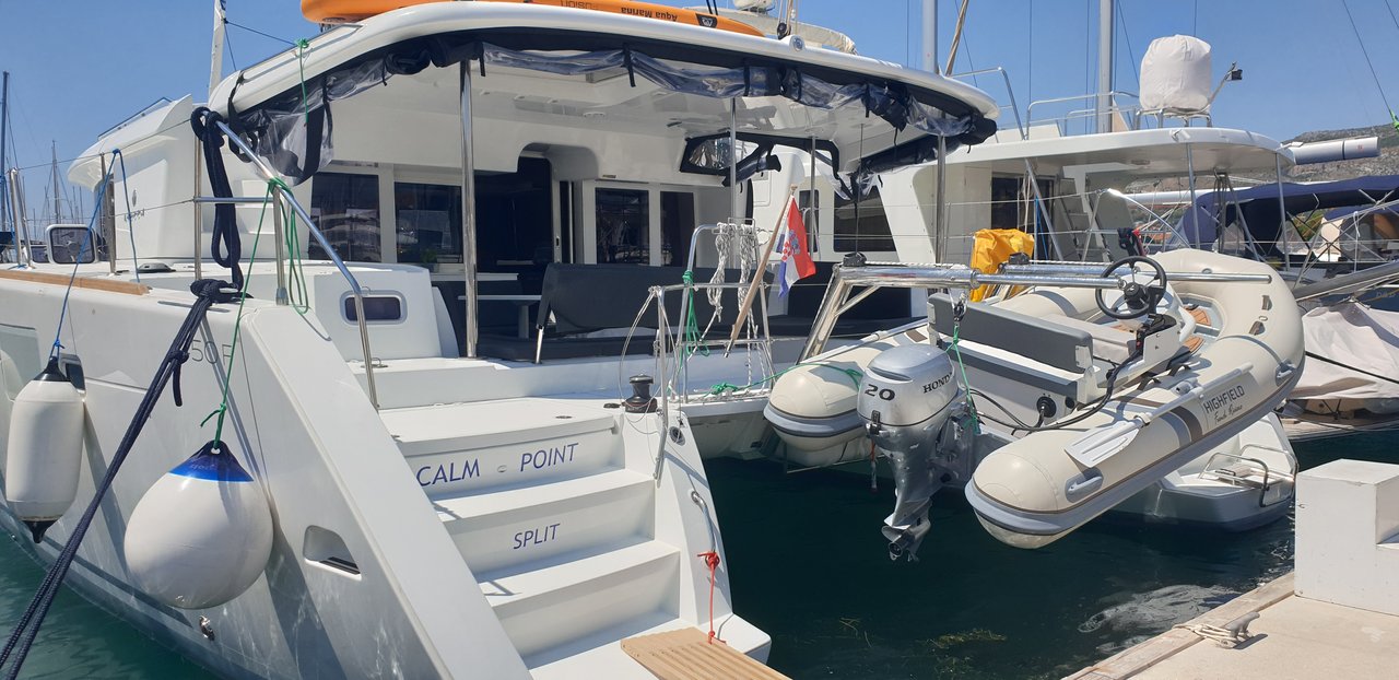 Lagoon 450 – 4 + 2 cab. – Catamaran