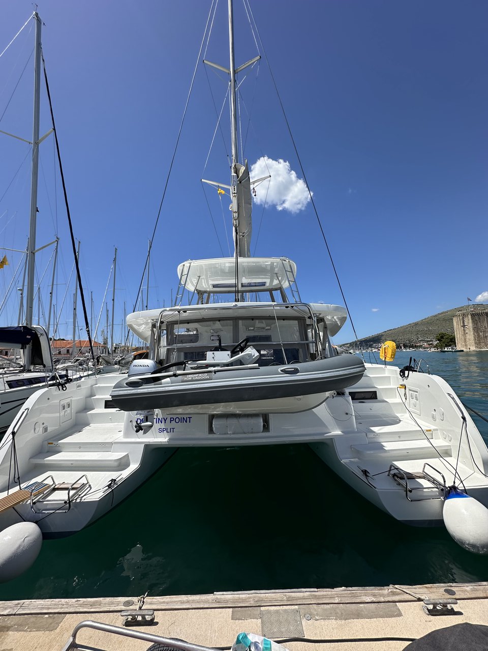 Lagoon 46 – 4 + 2 cab. – Catamaran
