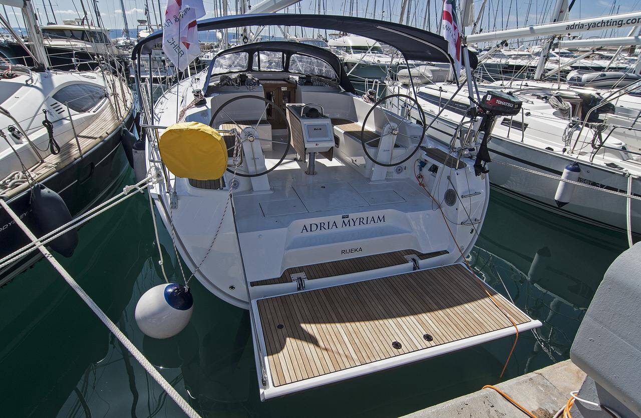 Bavaria Cruiser 46 – 4 cab. – Sailing yacht