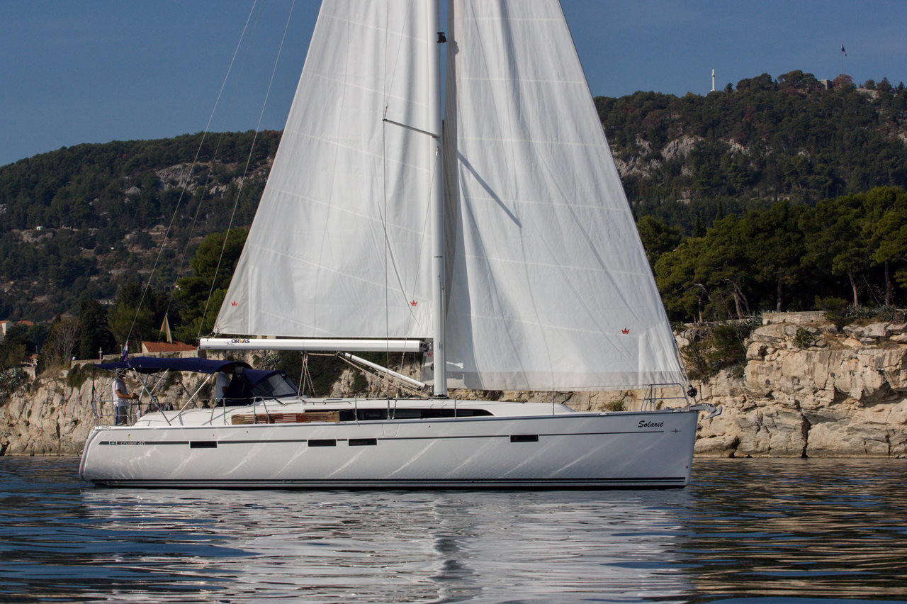 Bavaria Cruiser 46 – 4 cab. – Sailing yacht