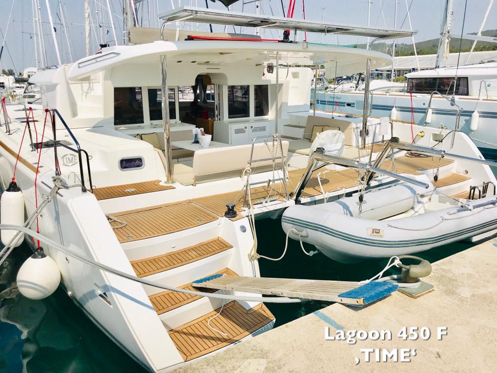Lagoon 450 – 4 + 2 cab. – Catamaran