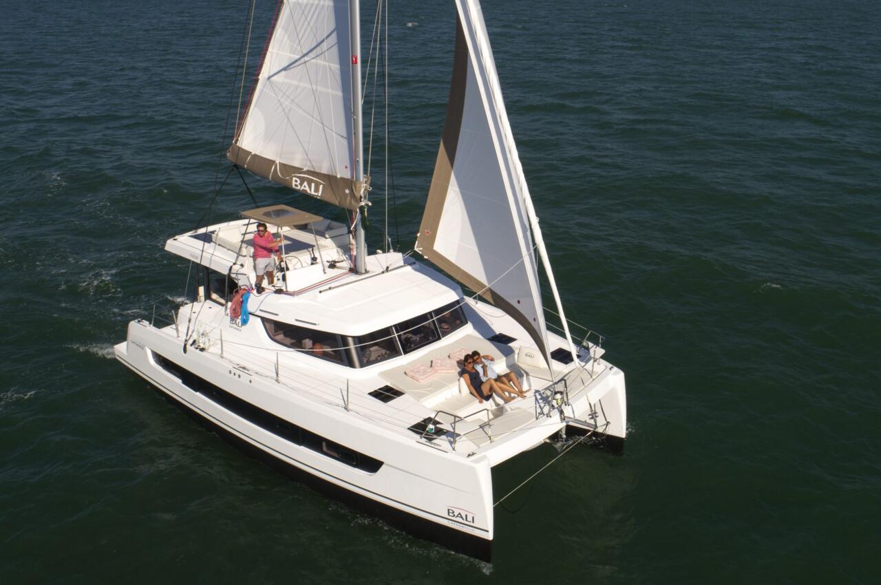 Bali Catspace – Catamaran