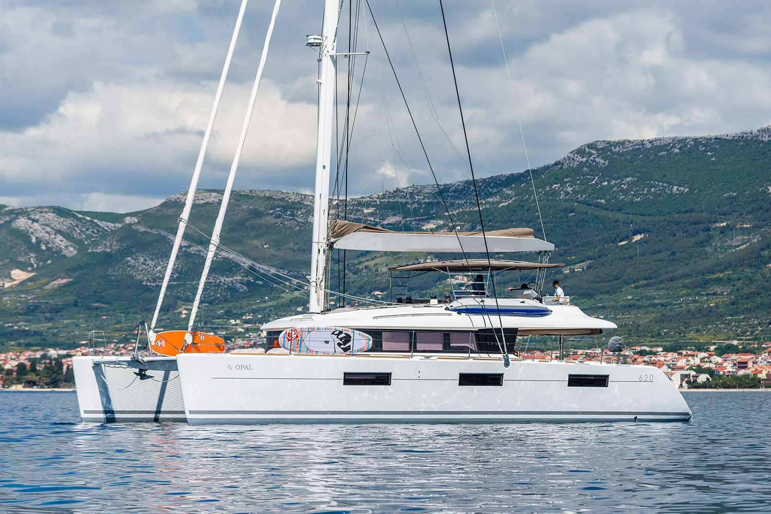 Lagoon 620 – 5 + 2 cab. – Catamaran