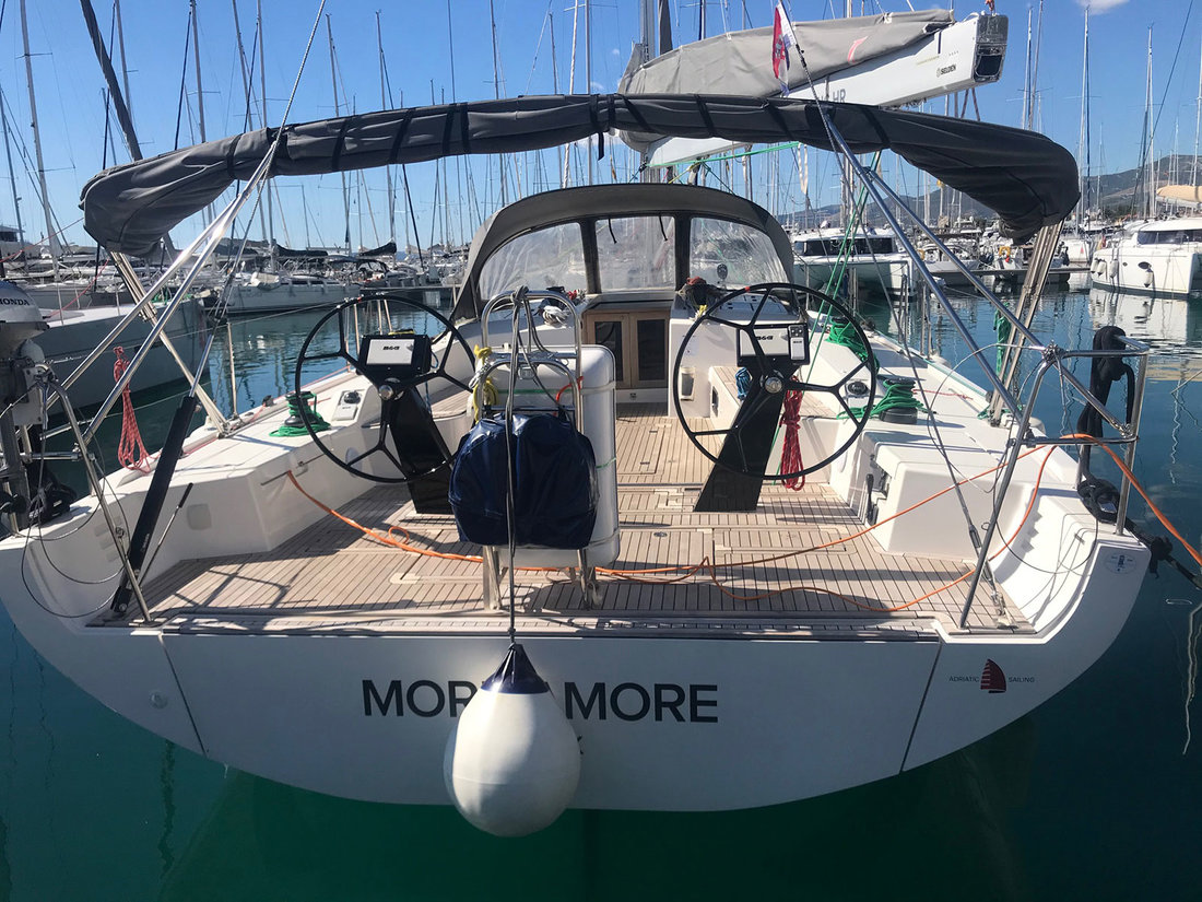 More 55 – Sailing yacht