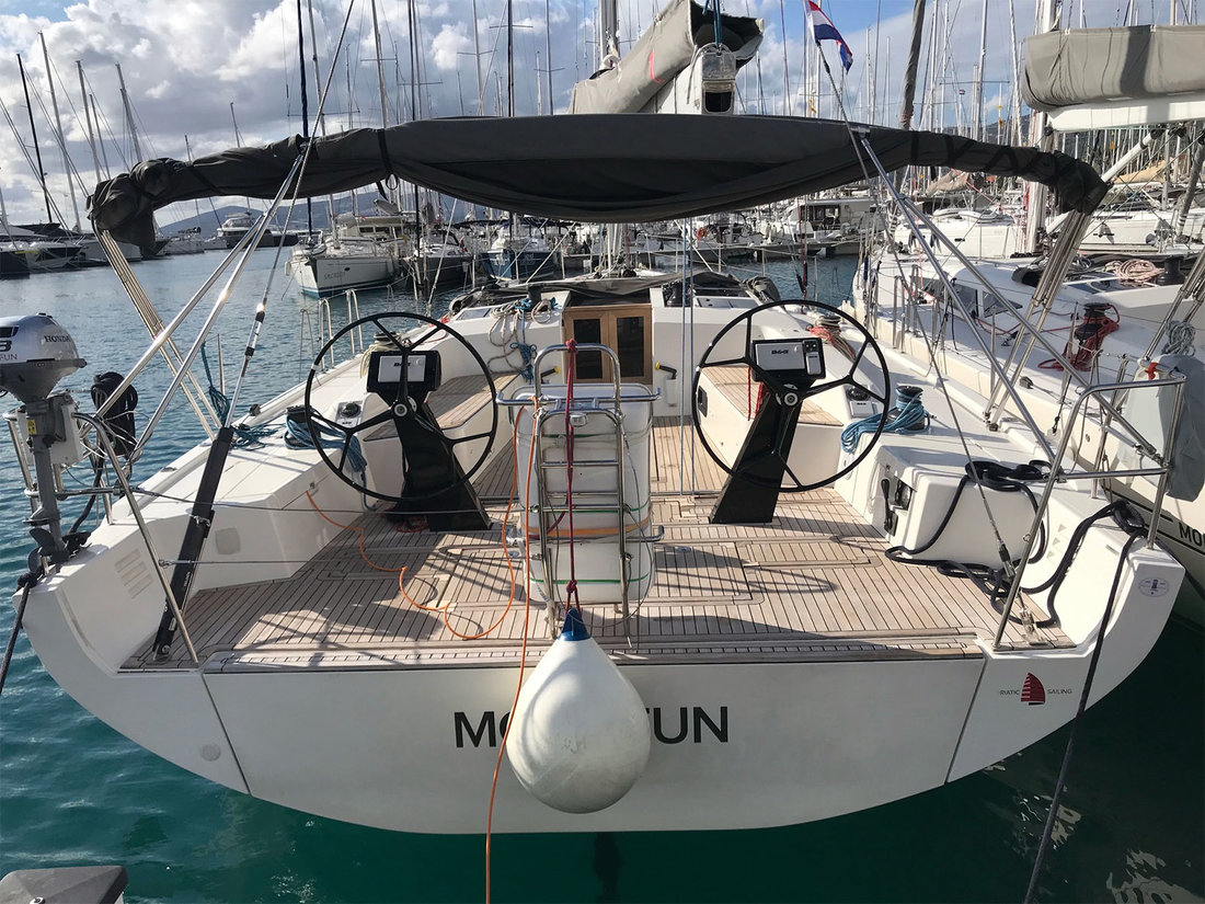 More 55 – Sailing yacht