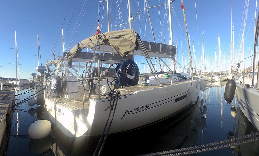 More 55 – Sailing yacht