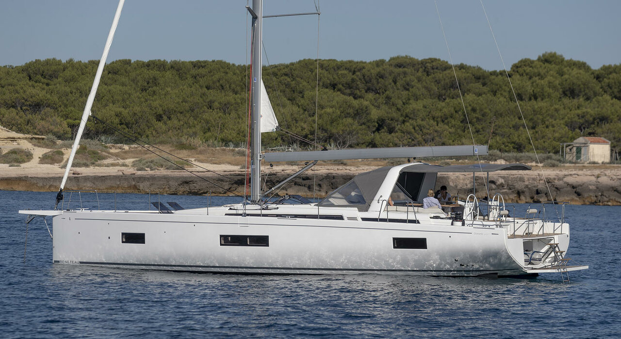 Oceanis 54 – 3 + 1 cab. – Sailing yacht